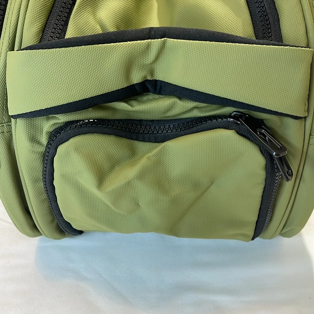 ATLEY JAMES DUFFEL  Bag with Durable Fabric and Zipper , LOTS OF COMPART…